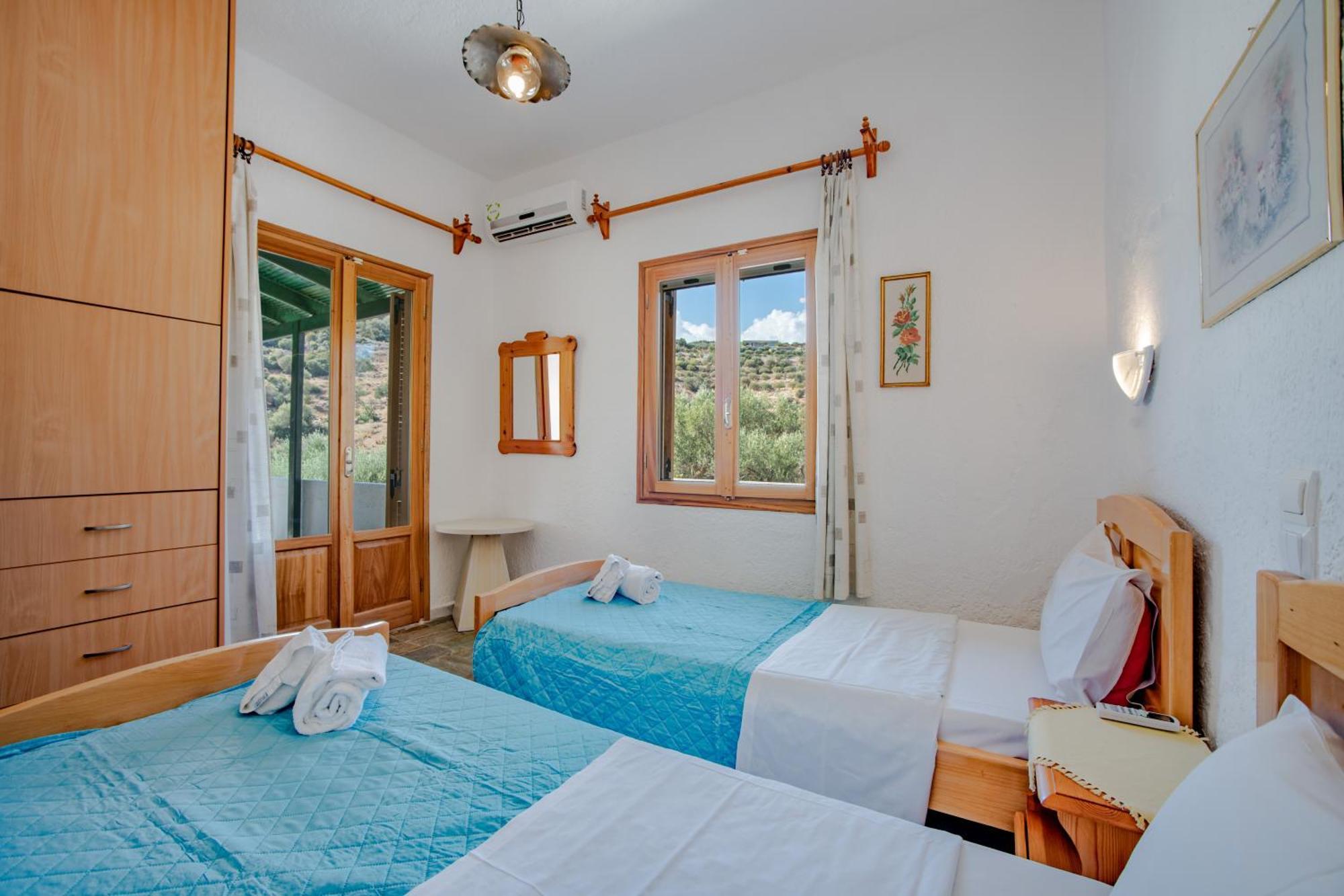 Athina Villas อิสตรอน ภายนอก รูปภาพ